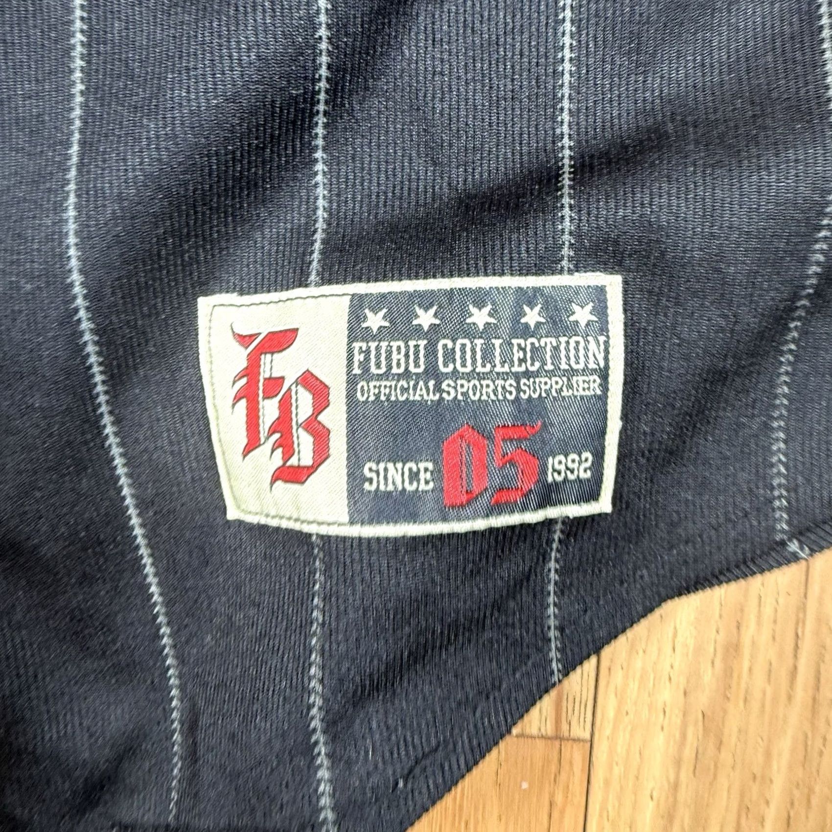 Fubu VINTAGE FUBU 05 Sports Baseball Jersey Button Mens Large Black Red Y2K Size US L / EU 52-54 / 3 - 5 Thumbnail