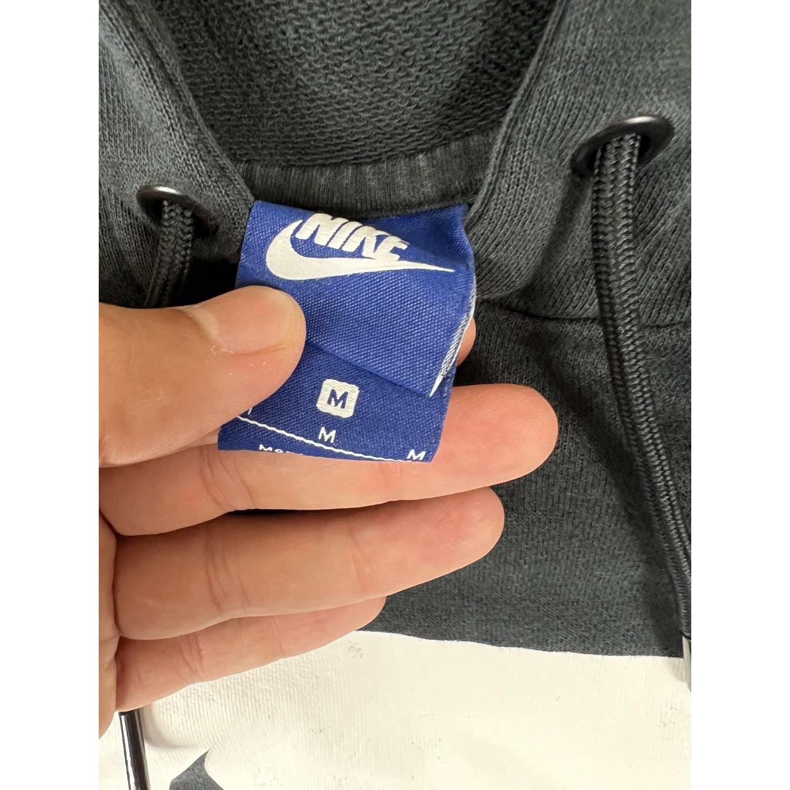 Nike Vintage Nike Hoodie Women's Size Medium Y2K Black Blue Tag B Size M / US 6-8 / IT 42-44 - 3 Thumbnail