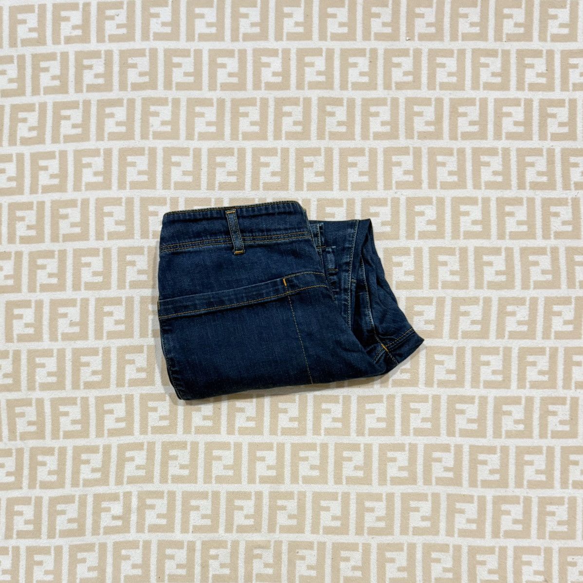 Designer × Issey Miyake × Japanese Brand Plantation 3q Jeans Size 29" - 1 Thumbnail