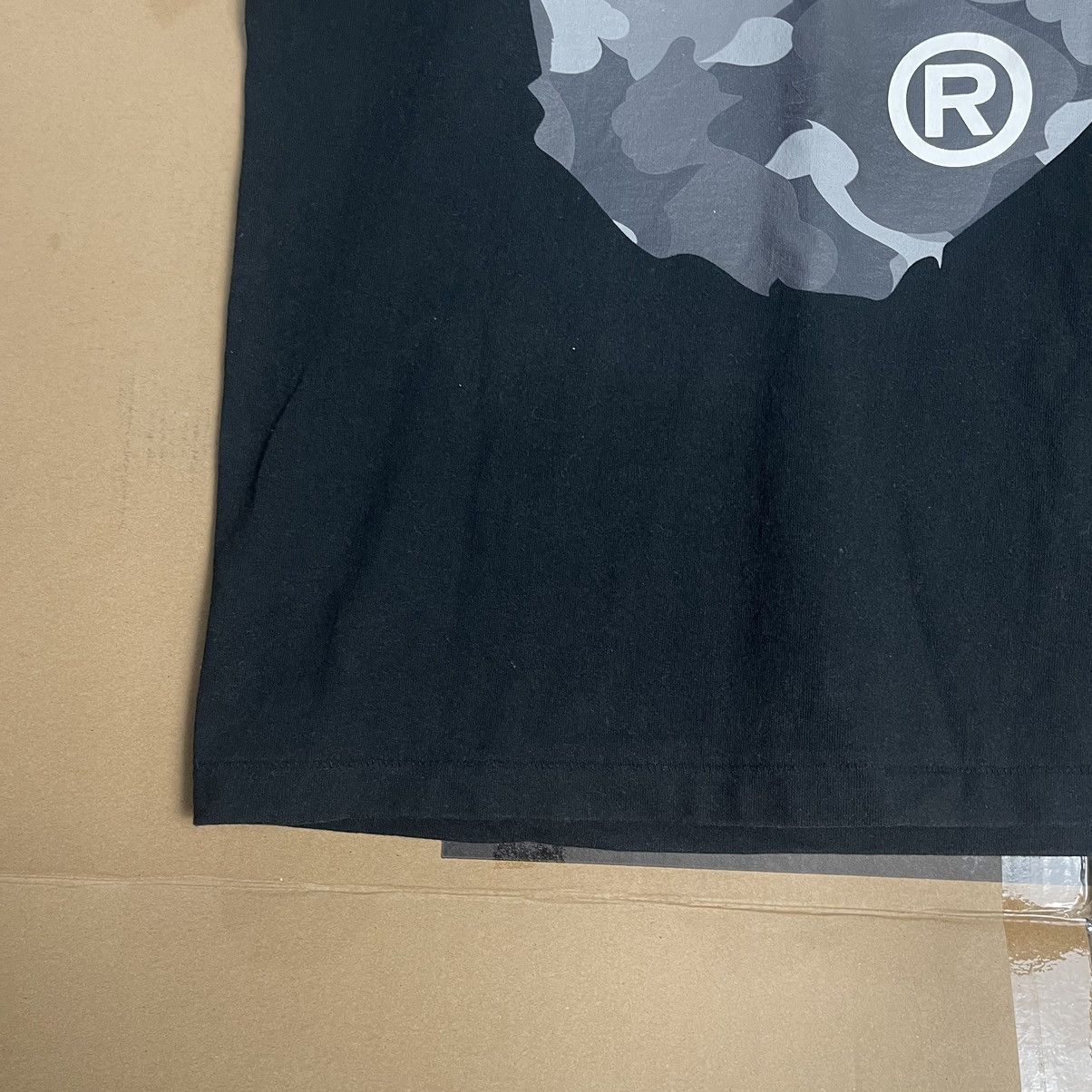 Bape Bathing Ape Camo Mirror Big Logo Tee Size US S / EU 44-46 / 1 - 13 Thumbnail