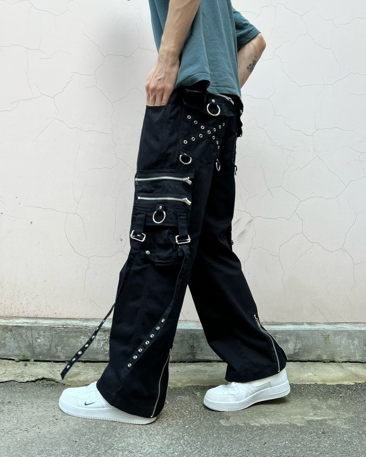 Japanese Brand Vintage Bondage Cargo Pant queen of darkness rock Size US 36 / EU 52 - 1 Thumbnail