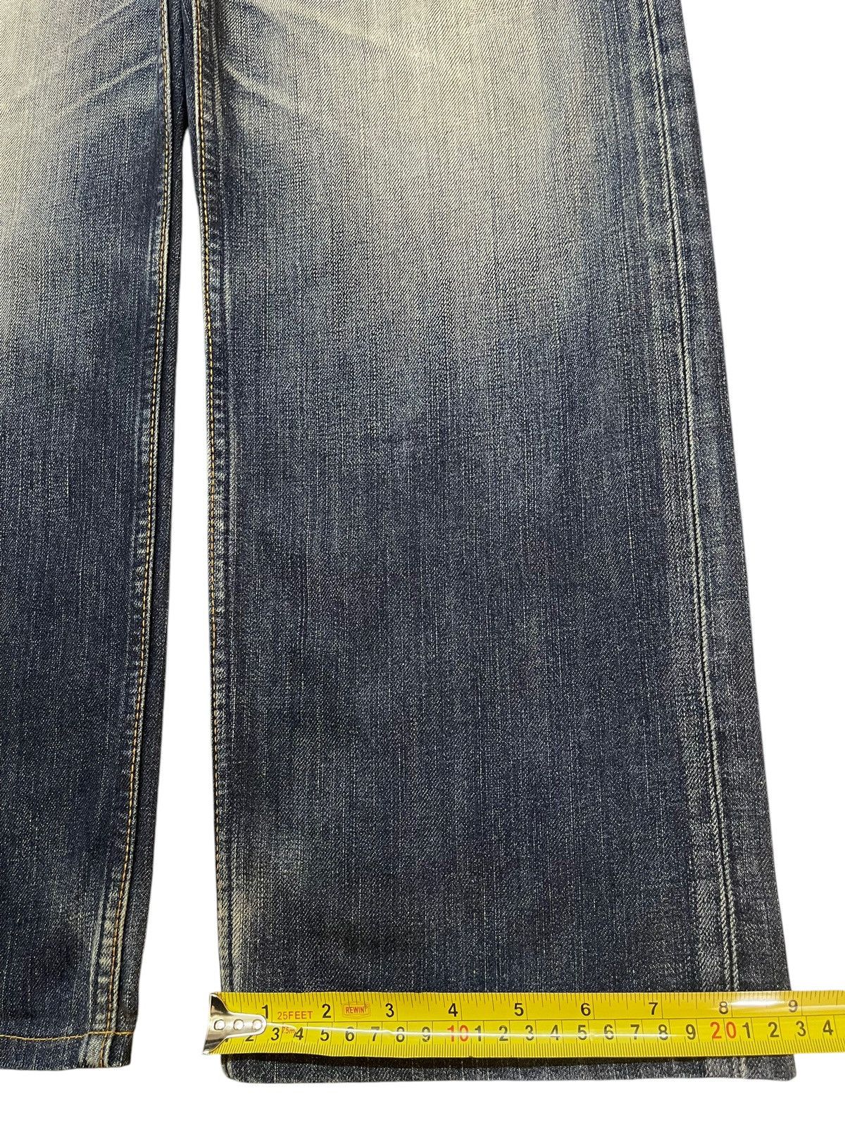 Levi's Vintage 90s Levis 703 Blue Faded Wash Distressed Baggy Jeans Size US 31 - 17 Thumbnail