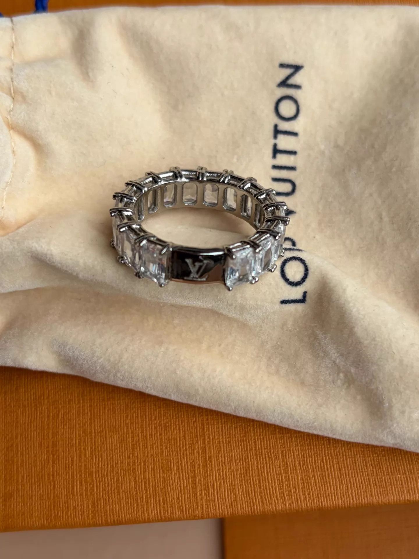 Louis Vuitton LOUIS VUITTON Zircon Silver M Unisex Ring Size ONE SIZE - 1 Thumbnail