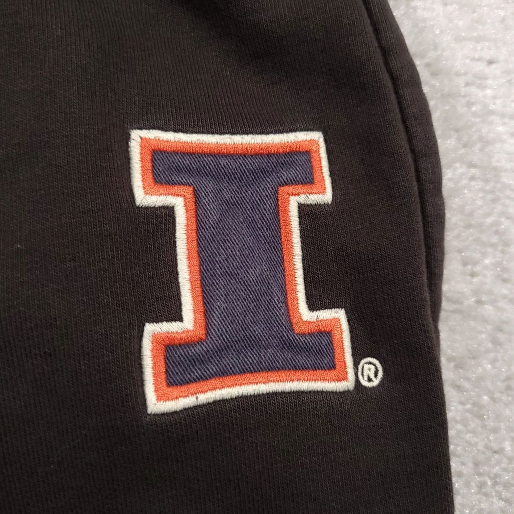 Vintage Colosseum Sweatpants Unisex Adults Small Illinois Fighting Illini Gray Pockets Logo Sweatpants Size US 29 - 6 Thumbnail
