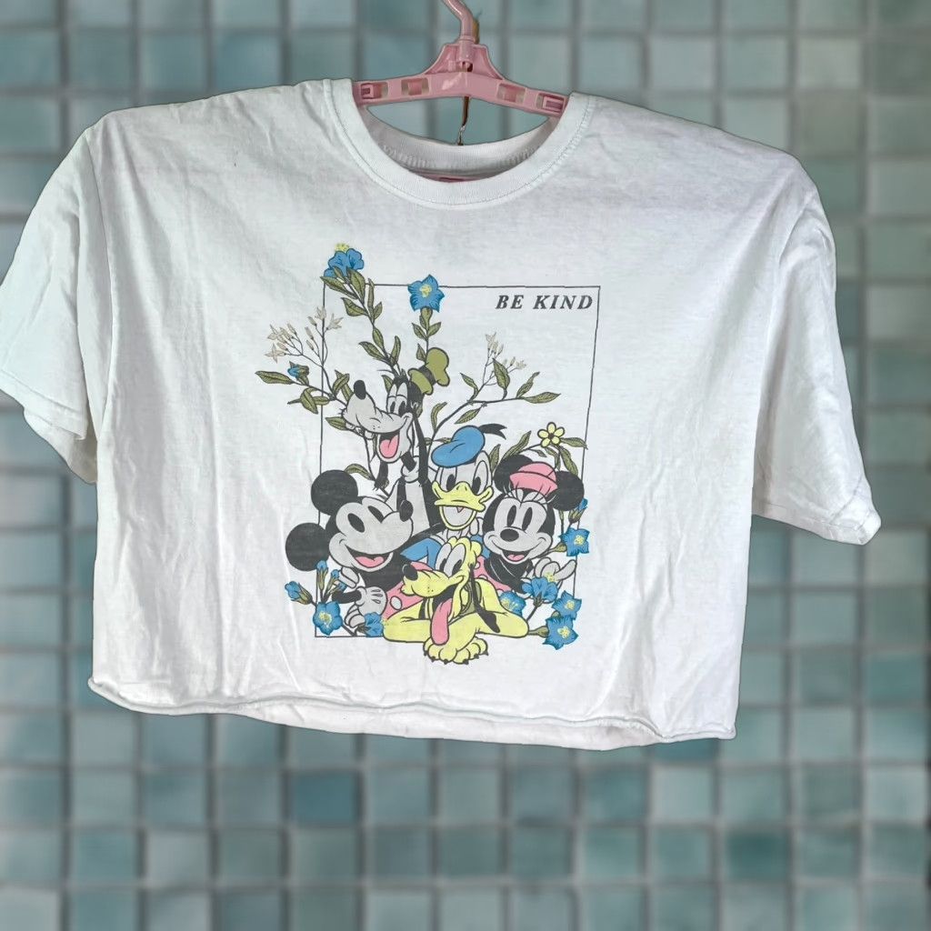 Disney Be Kind Disney Crop Top Womens Size XL White Graphic Tee Size XL / US 12-14 / IT 48-50 - 1 Thumbnail