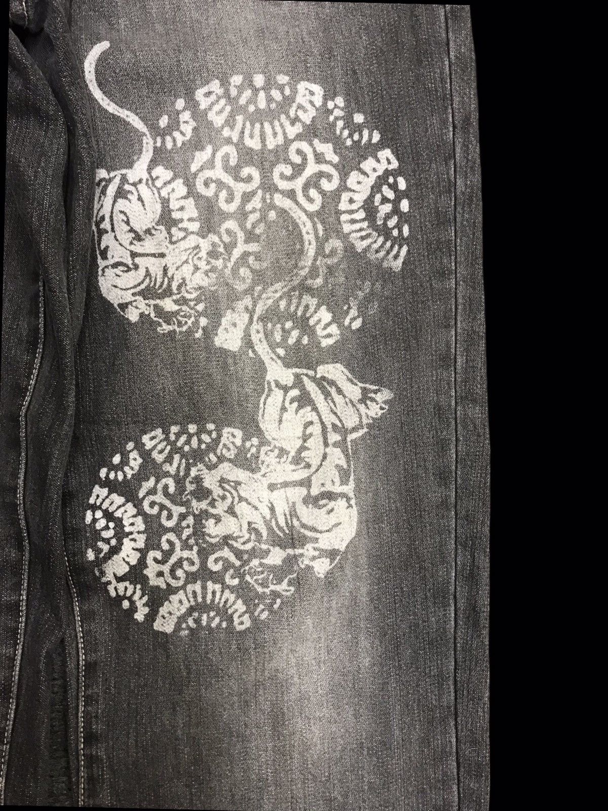 Japanese Brand 💥ART💥Very Rare Mural Print Black Wash Denim F77 Size US 31 - 5 Thumbnail