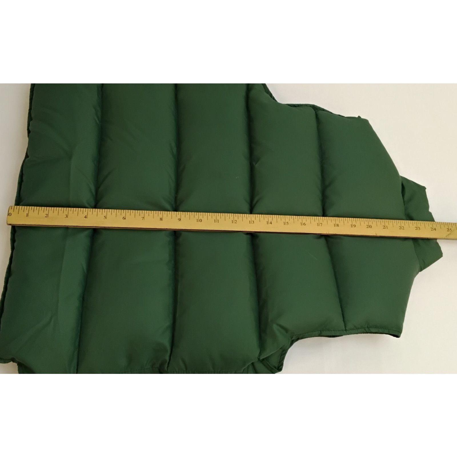 L.L. Bean LL Bean Goose Down Vest Women's M Green VTG 1980s Size M / US 6-8 / IT 42-44 - 9 Thumbnail