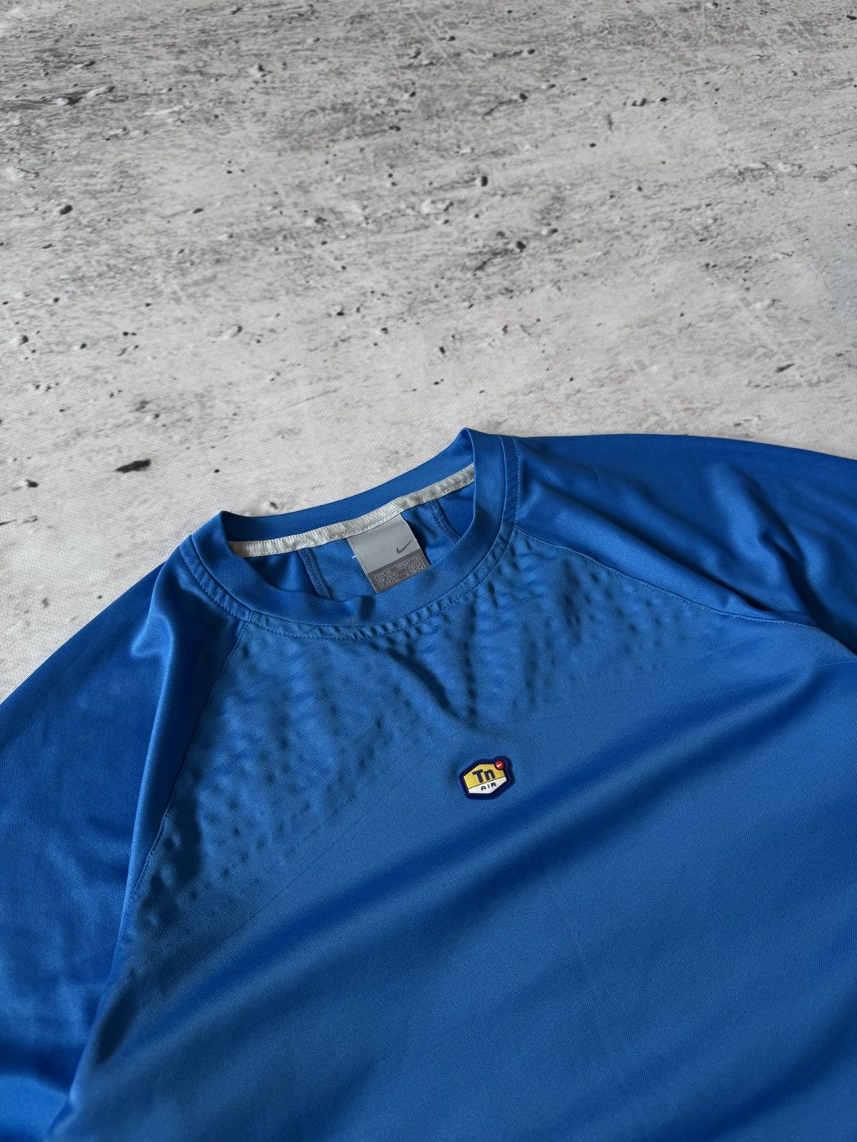 Japanese Brand × Nike × Vintage NIKE TN PLUS CENTER LOGO VINTAGE 00s Y2K OVERSIZE TEE-SHIRT Size US M / EU 48-50 / 2 - 3 Thumbnail