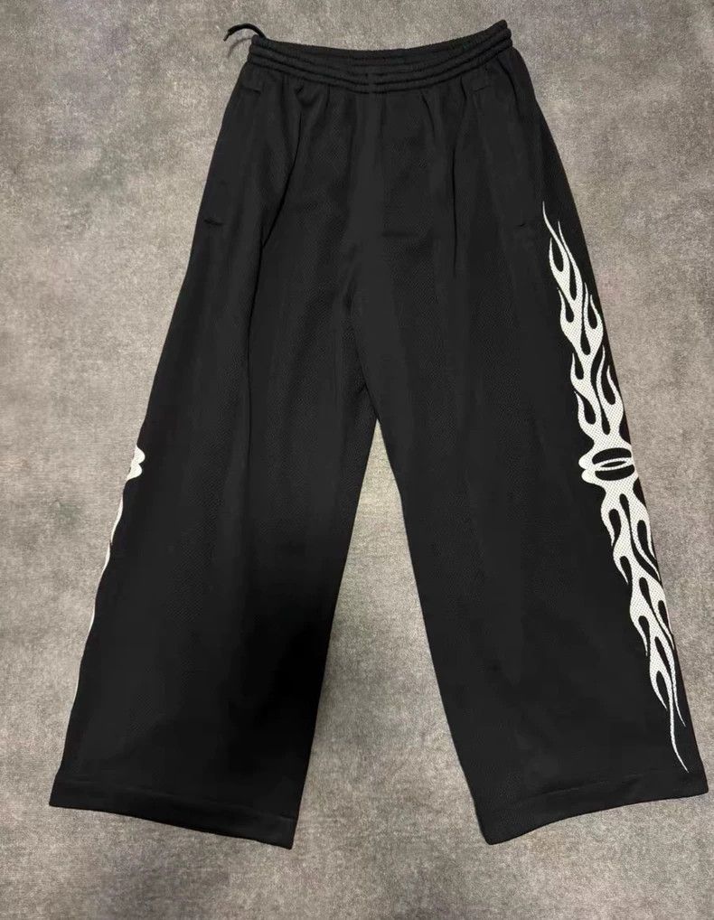 Balenciaga Balenciaga size XXS Double Ring Flame Netball Shorts Size US 27 - 1 Thumbnail