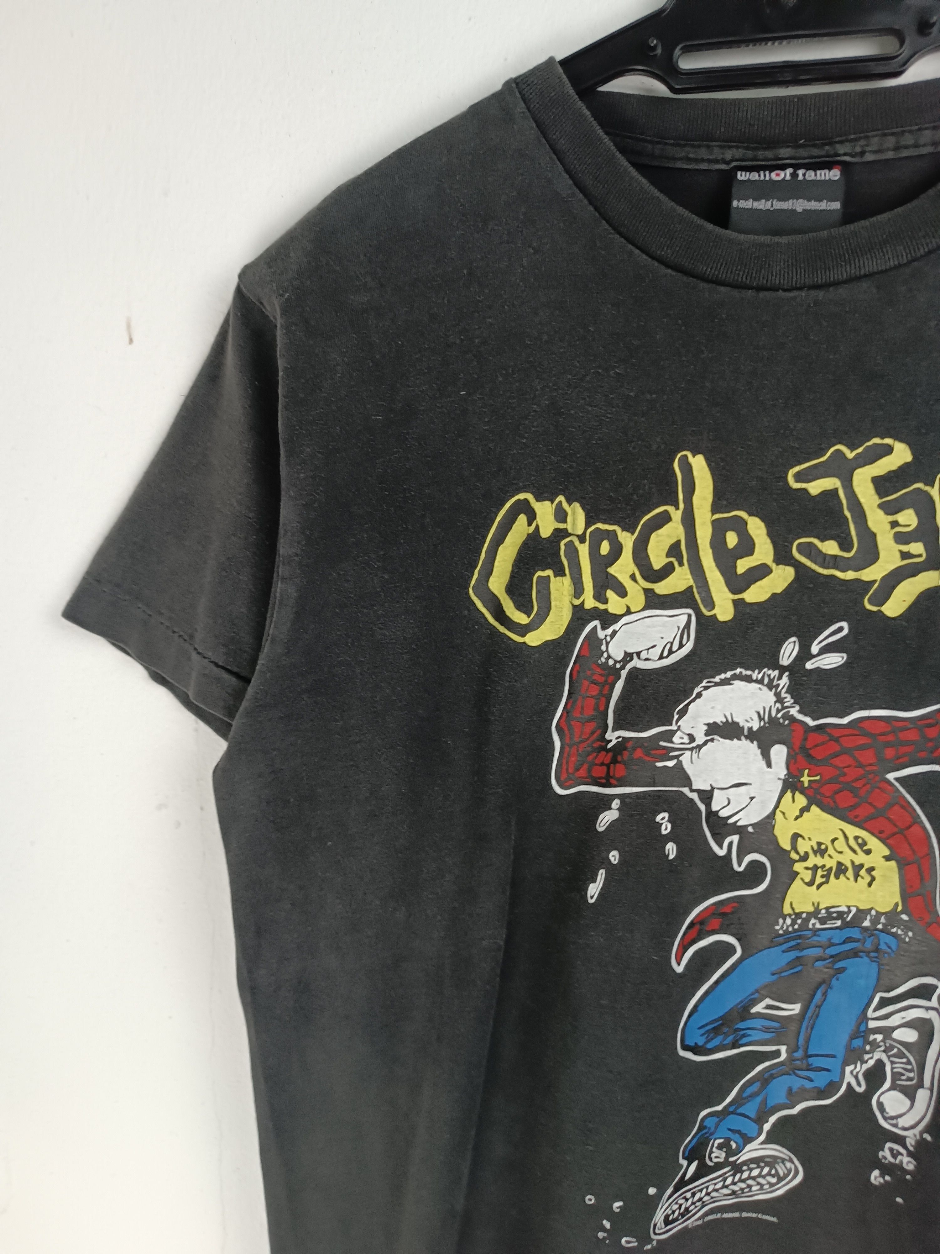 Band Tees VINTAGE 2003 CIRCLE JERKS FADED Y2K HARDCORE PUNK minor flag Size US S / EU 44-46 / 1 - 5 Thumbnail
