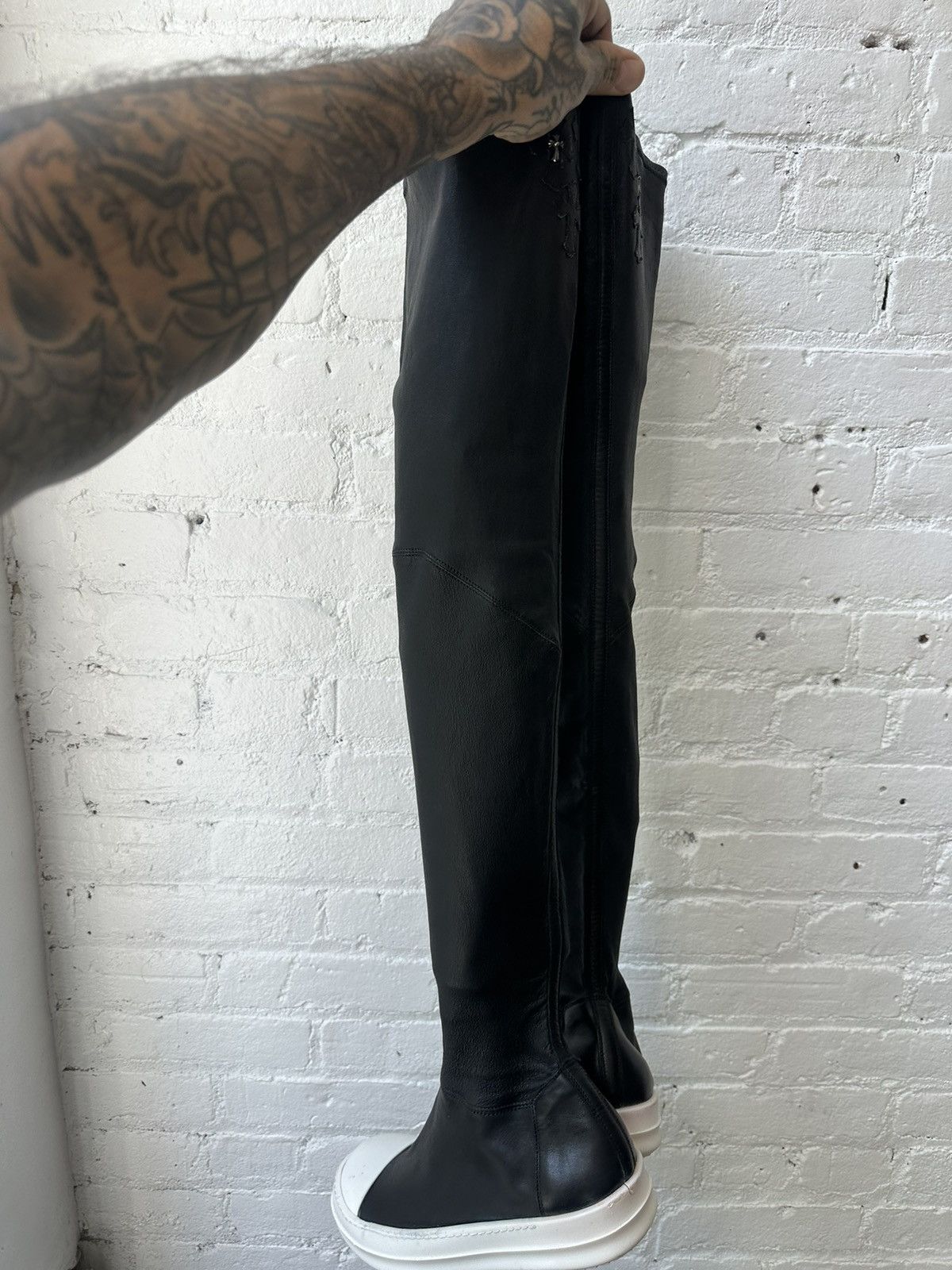Chrome Hearts × Rick Owens Chrome Hearts x Rick Owens 1 OF 1 Leather Cross Sneakers Size US 9 / IT 39 - 8 Thumbnail