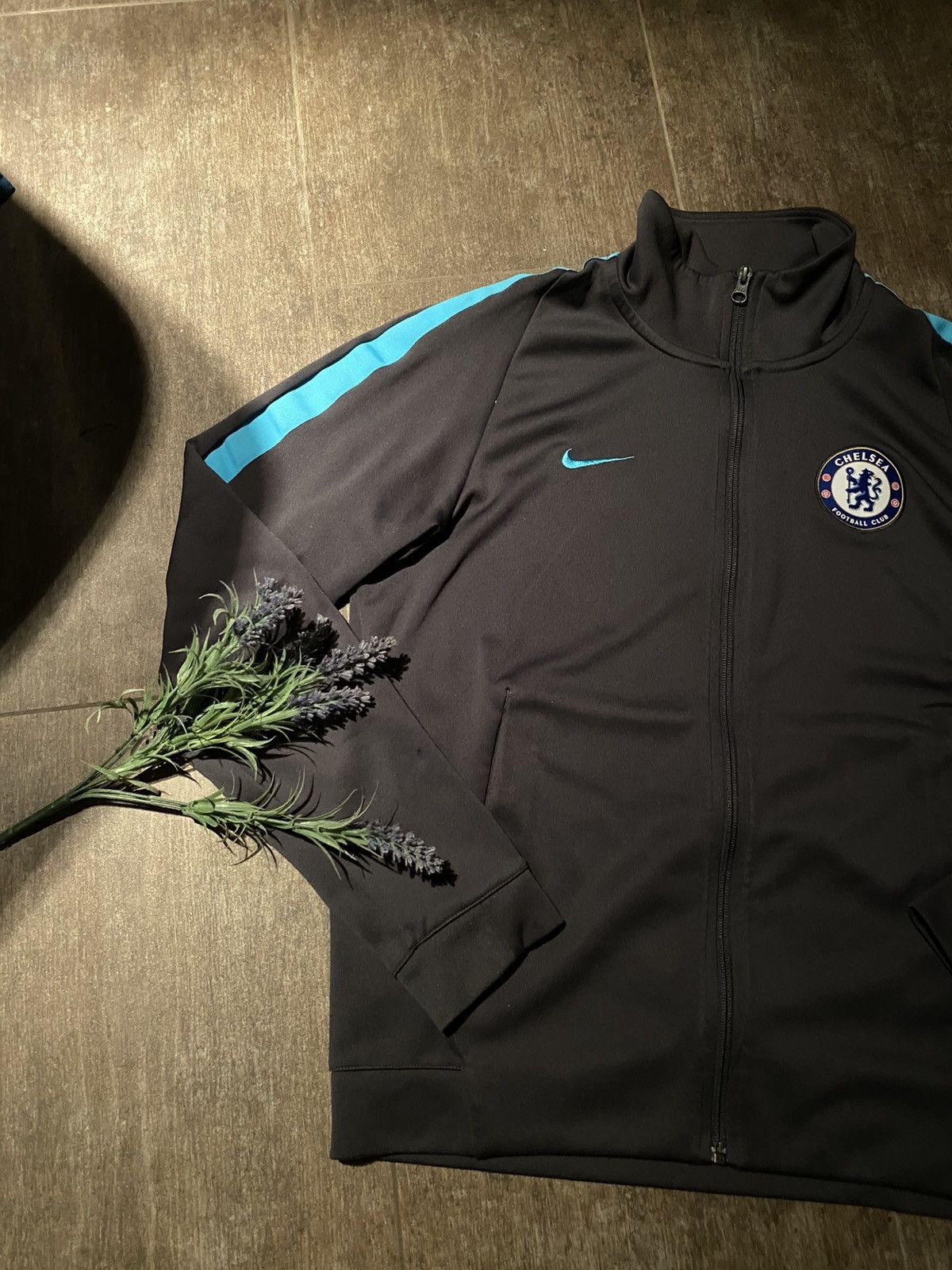 Nike Grey Chelsea Fc Jacket from 2017 | Size M | New Size US M / EU 48-50 / 2 - 3 Thumbnail