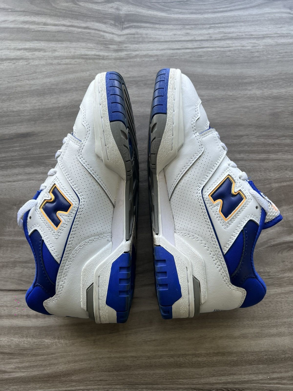 New Balance New Balance 550 Lakers Pack Blue Size 6 Men’s/ 7.5 Women’s Size US 6 / EU 39 - 3 Thumbnail