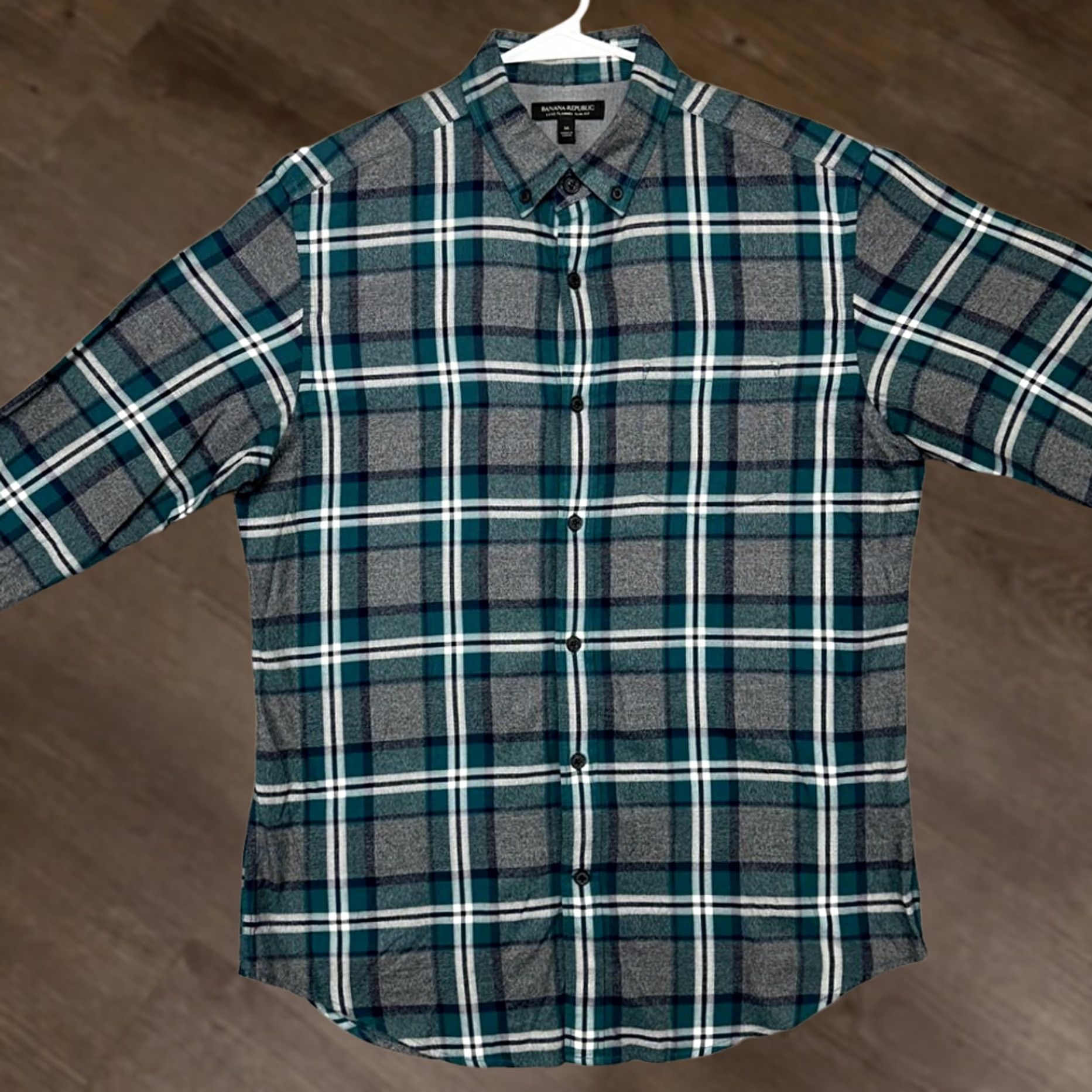 Banana Republic Banana Republic Luxe Flannel Shirt Mens Medium Grey Teal Plaid Slim Button Down Size US M / EU 48-50 / 2 - 1 Thumbnail