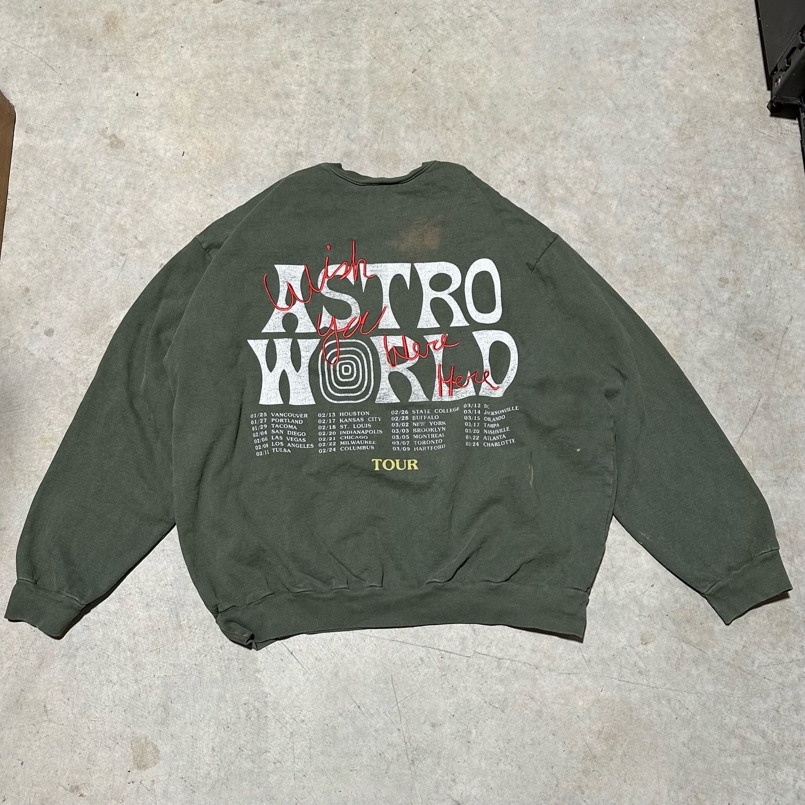 Travis Scott Travis Scott Astro World Teddy Bear Crewneck size XXL in Men Size US XXL / EU 58 / 5 - 2 Thumbnail