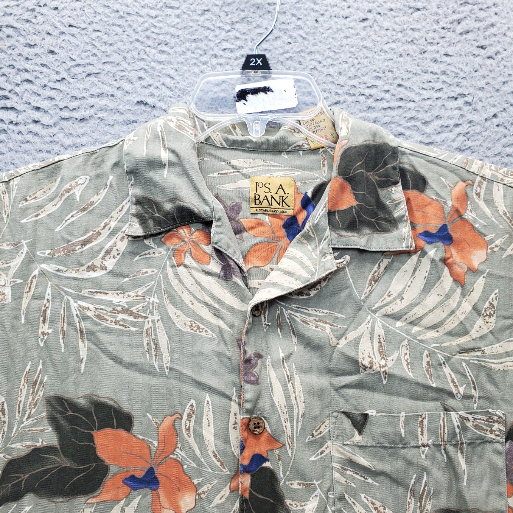 Jos. A. Bank Jos. A. Bank Mens Hawaiian Shirt Size M Collared Button Up Multicolor Silk Floral Short Sleeve Size US M / EU 48-50 / 2 - 4 Thumbnail