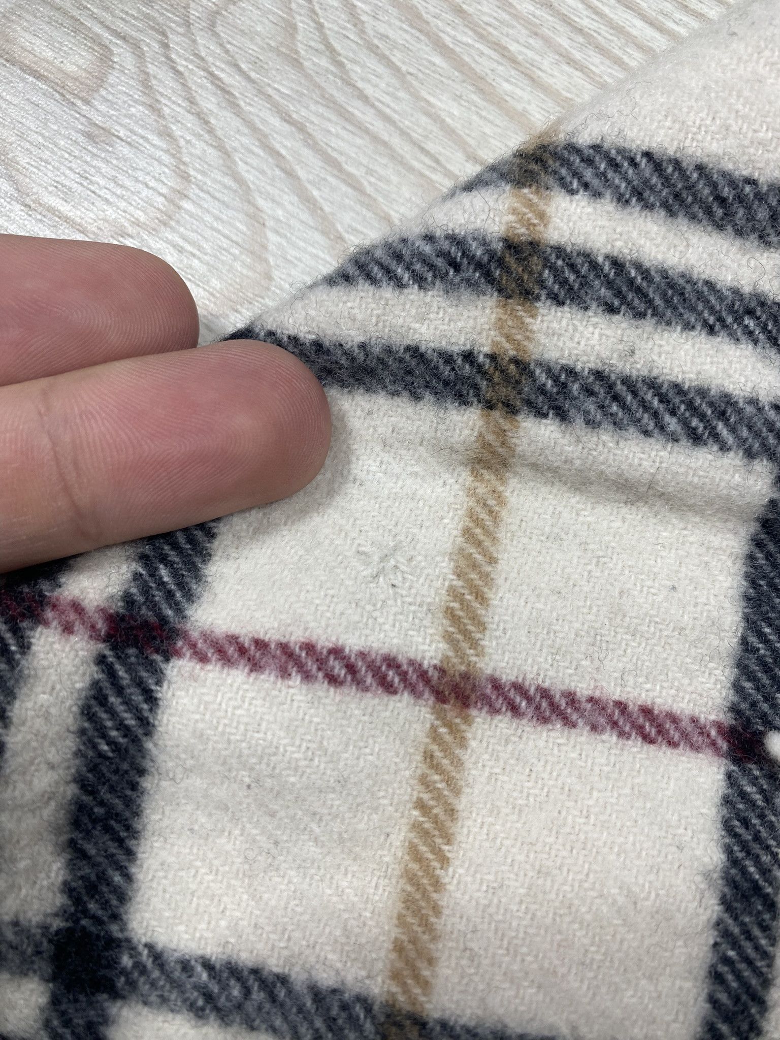 Burberry London Scarf Nova Check - 90% Wool 10% Cashmere