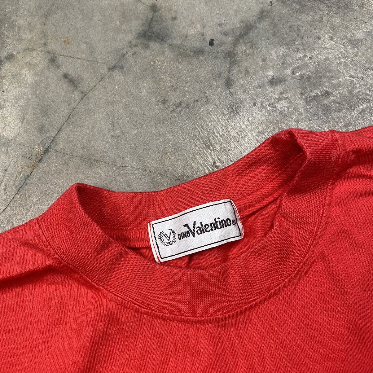 Designer × Valentino 90s Dino Valentino Embroidery Big Logo Tee Size US L / EU 52-54 / 3 - 7 Thumbnail
