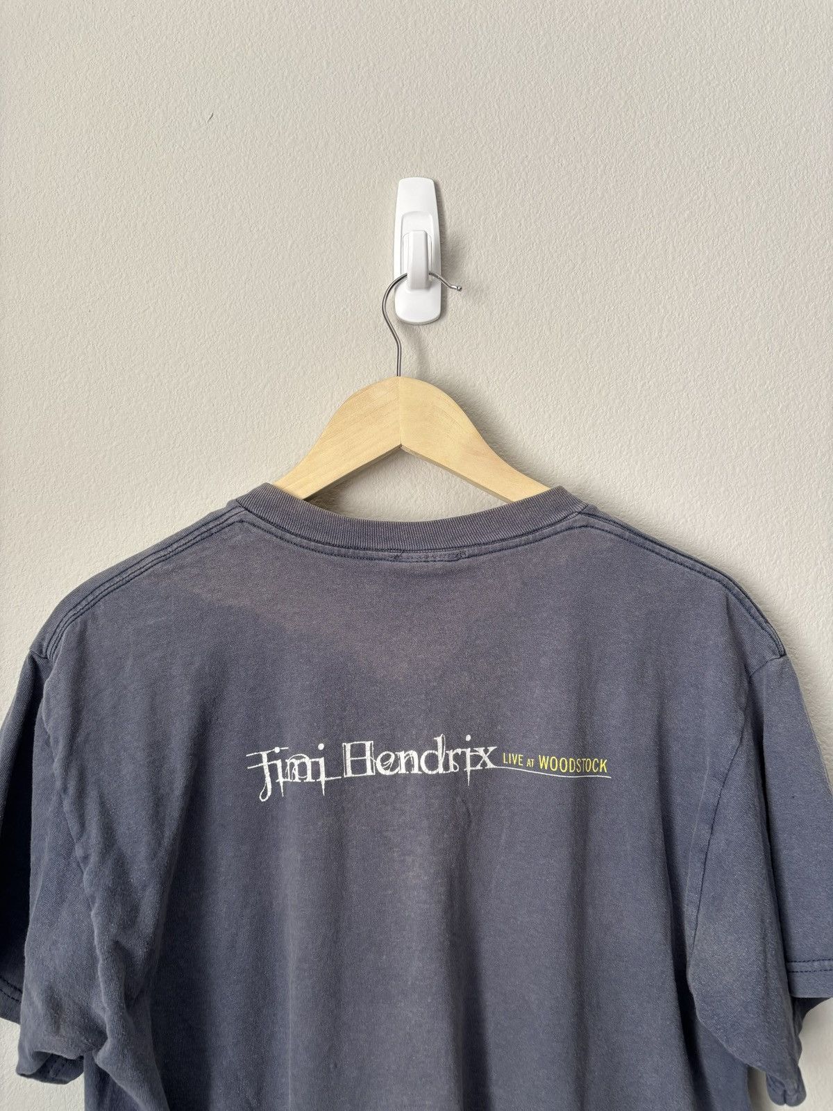 Jimi Hendrix Vintage 2002 Jimi Hendrix Live At Woodstock Band Tee Size US M / EU 48-50 / 2 - 6 Thumbnail