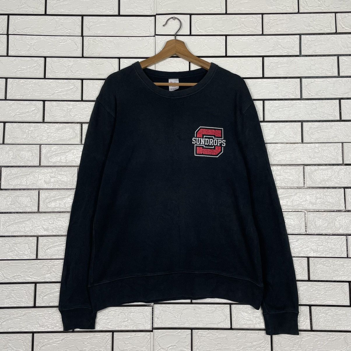 Japanese Brand Sundrops Bog Logo Black Sweatshirt Size US M / EU 48-50 / 2 - 1 Thumbnail