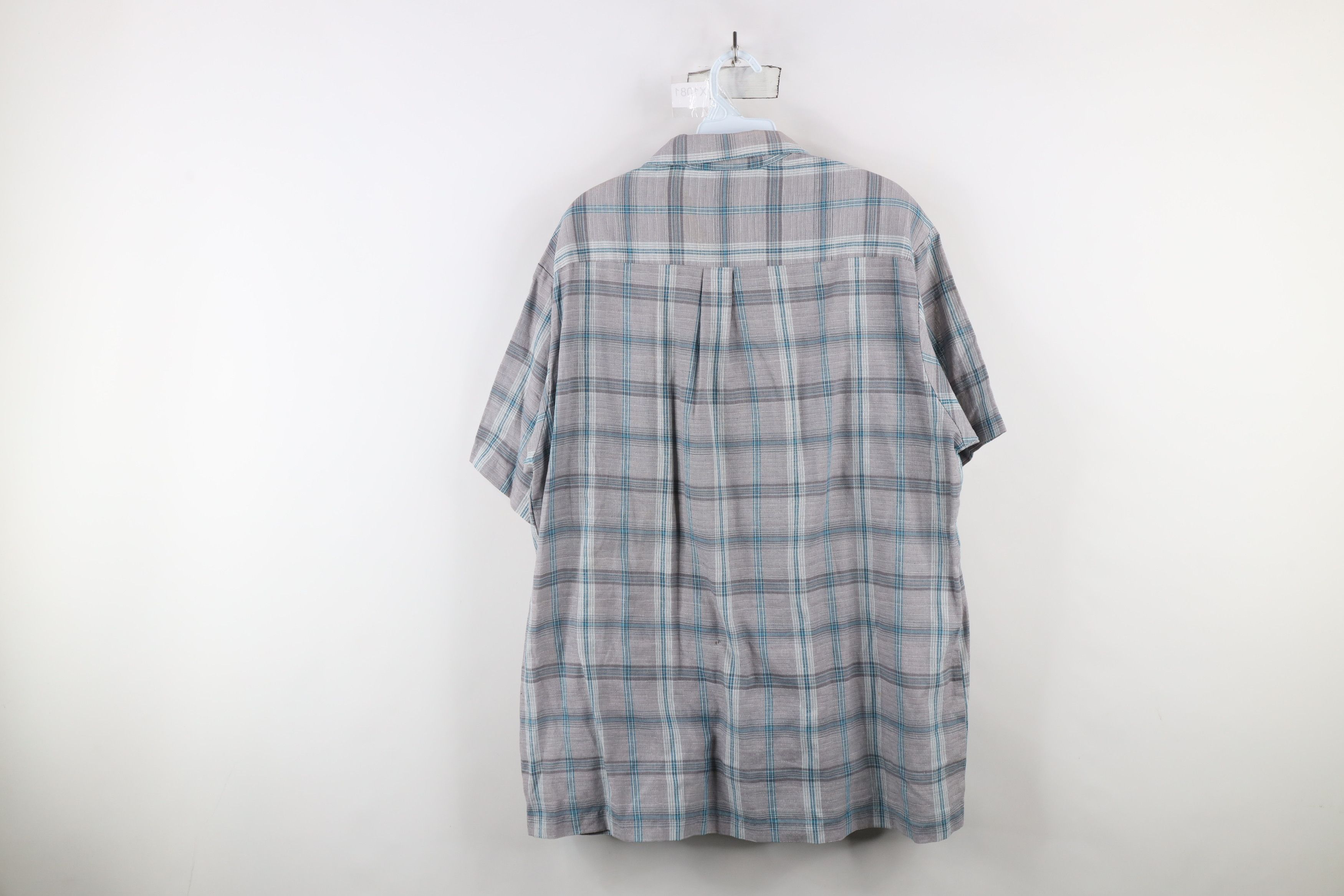 Vintage Vintage 70s Streetwear Lightweight Weave Camp Button Shirt Size US XL / EU 56 / 4 - 11 Thumbnail
