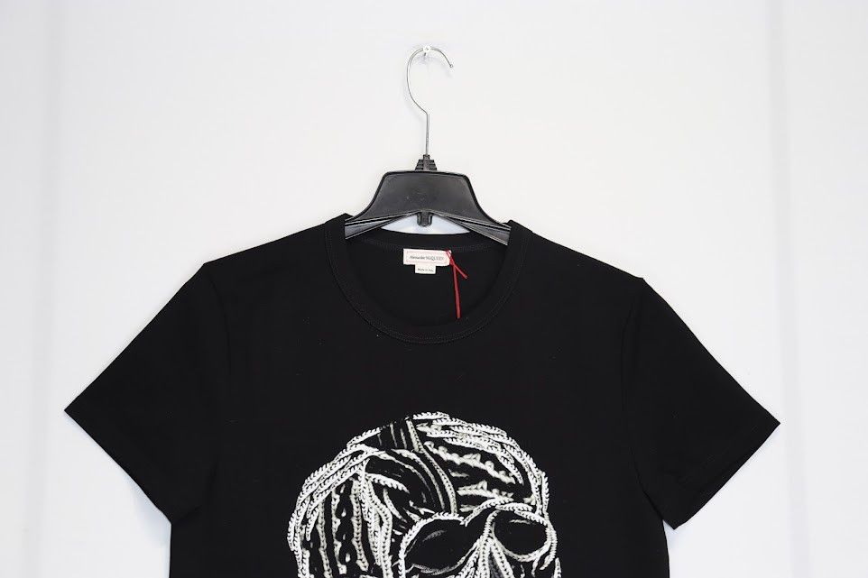 Alexander McQueen o1rshd1 Skull Logo T-Shirt in Black Size US M / EU 48-50 / 2 - 3 Thumbnail