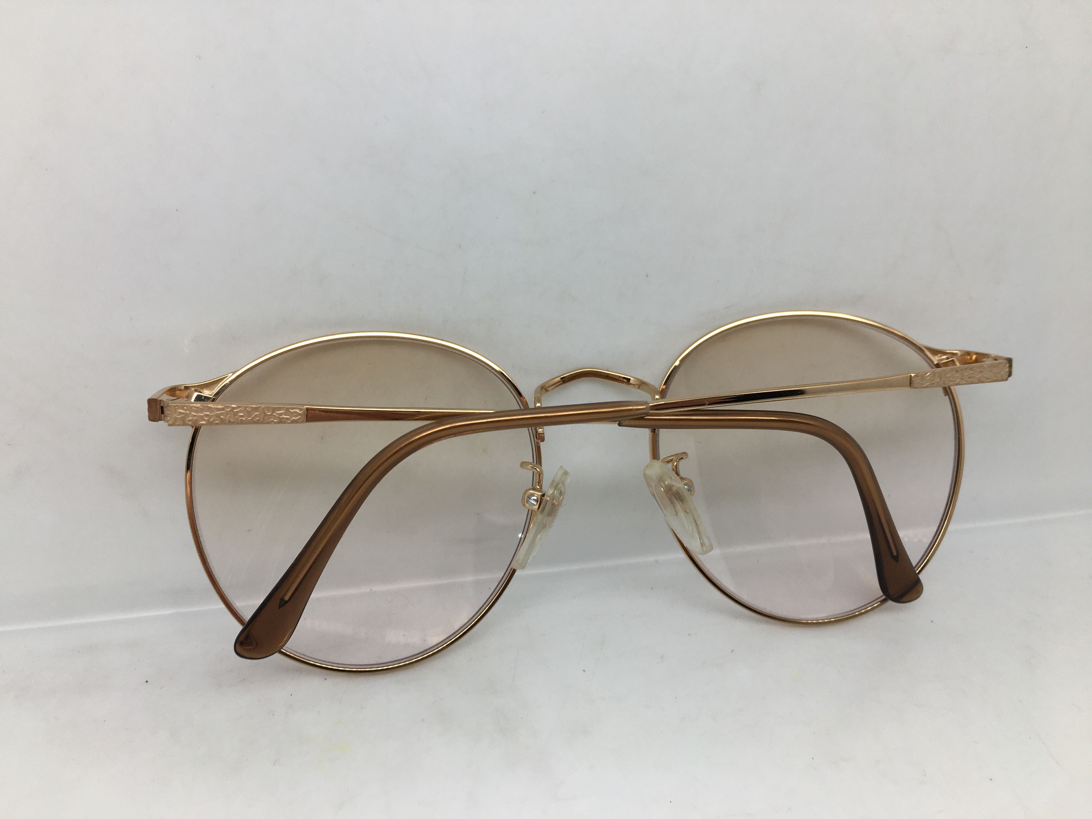 Vintage Vintage 80s TURA Gold Round Eyeglasses Frame Size ONE SIZE - 9 Thumbnail