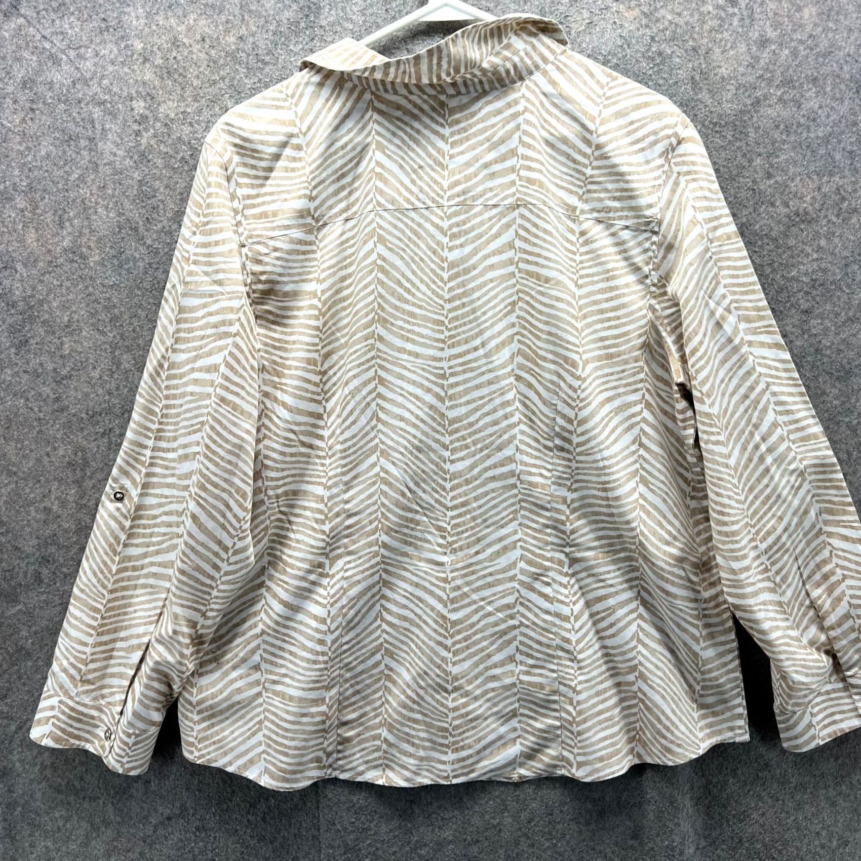 Vintage Chico's Shirt Womens 3 Beige White Button-Down Preppy Non-Iron Cotton Striped Shirt Womens 3 Beige White Button-Down Preppy Non-Iron Cotton Striped Size XS / US 0-2 / IT 36-38 - 2 Thumbnail