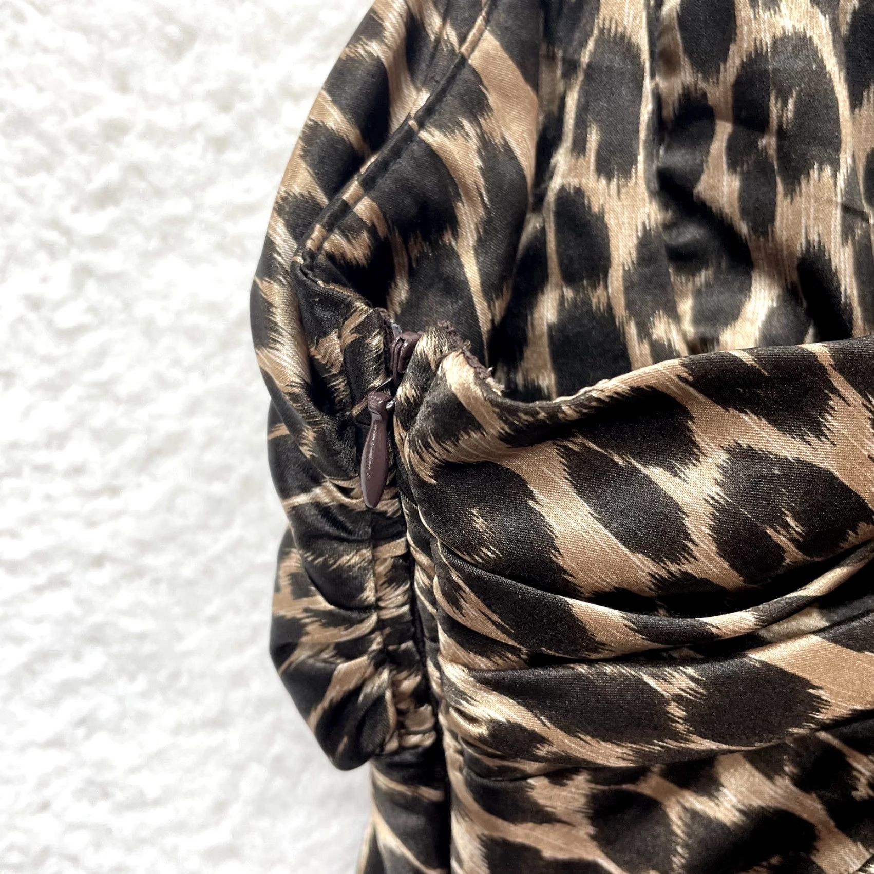 Vintage VINTAGE Y2K Y2K Vintage Dress 2 S Small Cheetah Leopard Satin Asymmetrical Boho McBling Dress Cocktail Womens Size S / US 4 / IT 40 - 5 Thumbnail