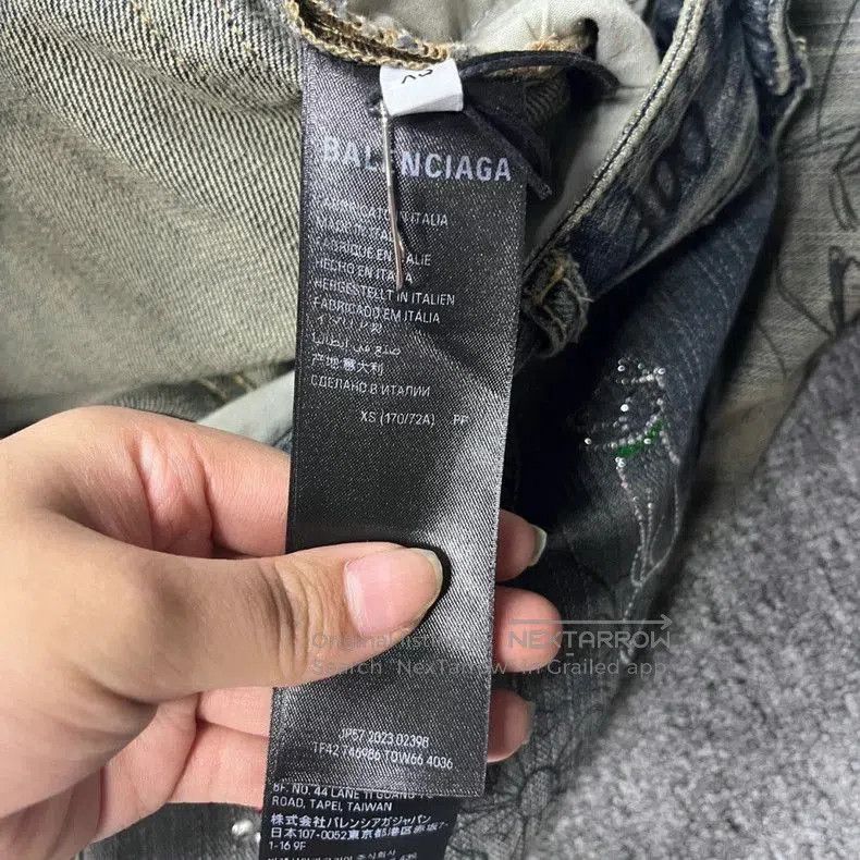 Balenciaga Balenciaga Blue Graffiti Straight Jeans. Size US 26 / EU 42 - 3 Thumbnail