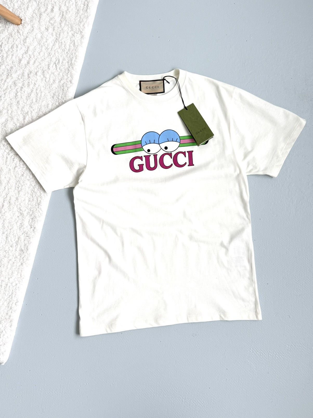 Gucci Gucci Cartoon Eyes Logo T-Shirt Off-White Cream Cotton Tee Size US S / EU 44-46 / 1 - 3 Thumbnail