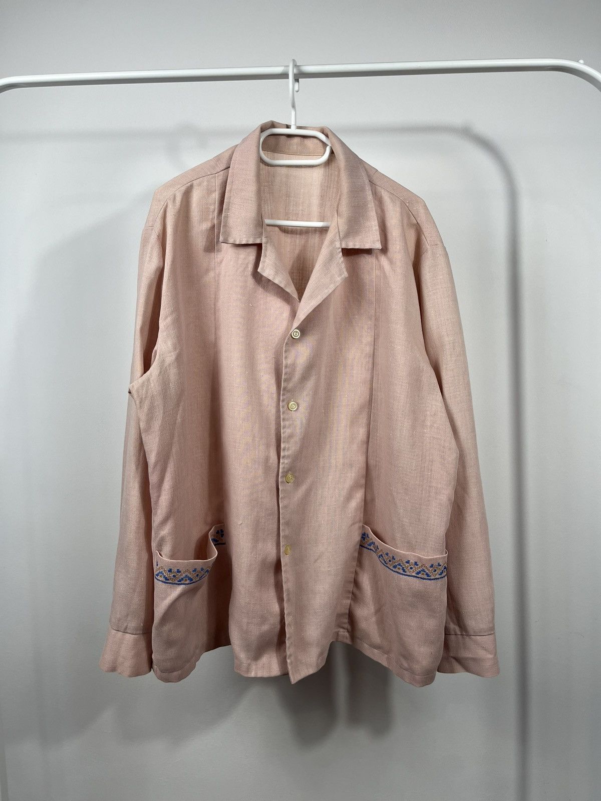 Vintage Vintage Pink Linen Folk Style Shirt with Embroidered Pockets Size US XL / EU 56 / 4 - 1 Thumbnail