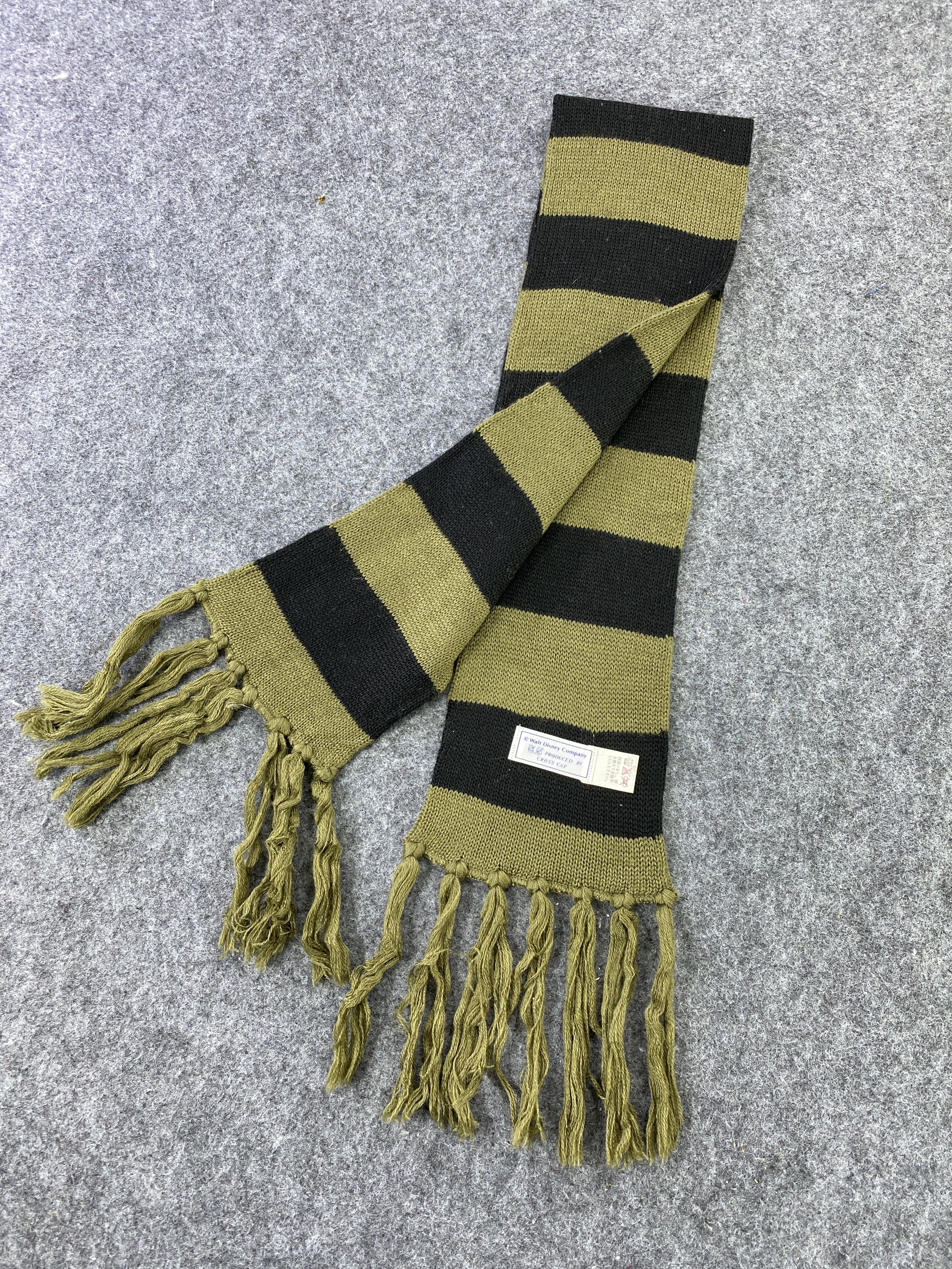Disney Mickey Mouse Scarf / Muffler / Neckwear -T439 Size ONE SIZE - 4 Thumbnail