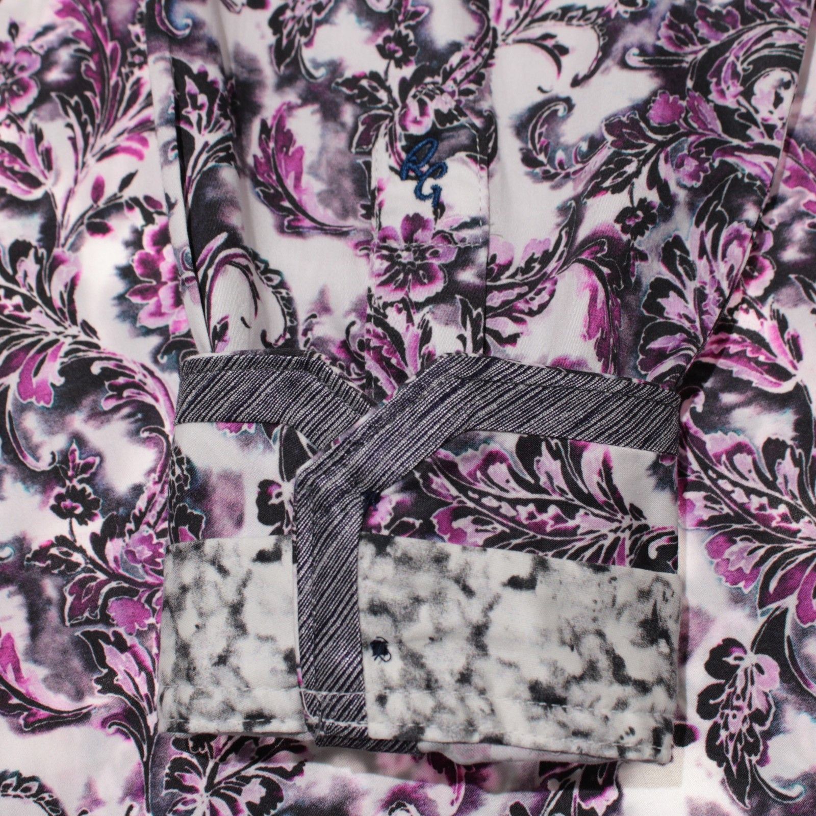 Robert Graham Robert Graham New with tags Shirt Size M US In Purple Size US M / EU 48-50 / 2 - 4 Thumbnail