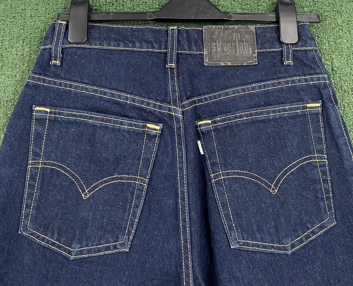 Other VTG 80’s Levi’s SilverTab Flare Jeans Women’s SZ 28” Waist Size 28" / US 6 / IT 42 - 5 Thumbnail