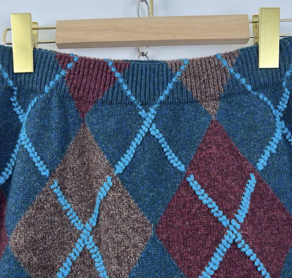 Chanel Chanel 24A Color Block Quilted Cashmere Knit Skirt K12 Size 25" / US 0 / IT 36 - 6 Thumbnail