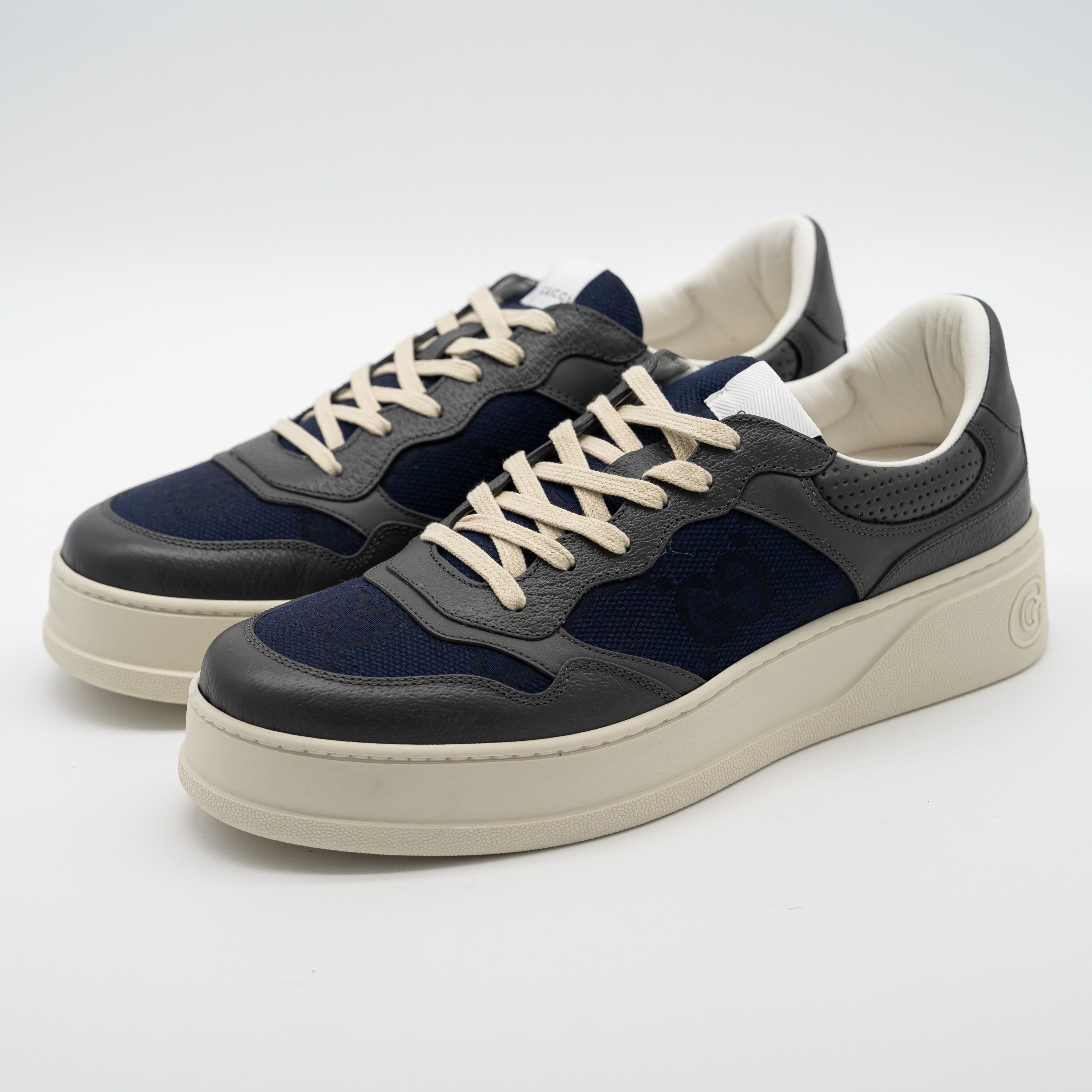 adidas gazelle silver green womens Gucci x Adidas Gazelle Beige GG Monogram