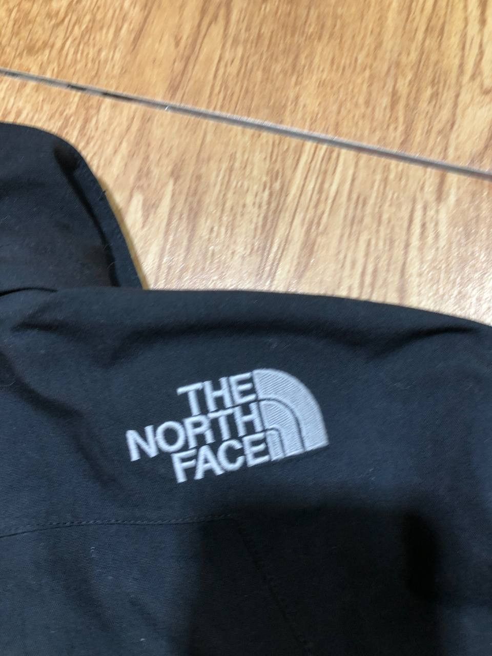 The North Face Mens The North Face Waterproof Jacket Size US L / EU 52-54 / 3 - 23 Thumbnail