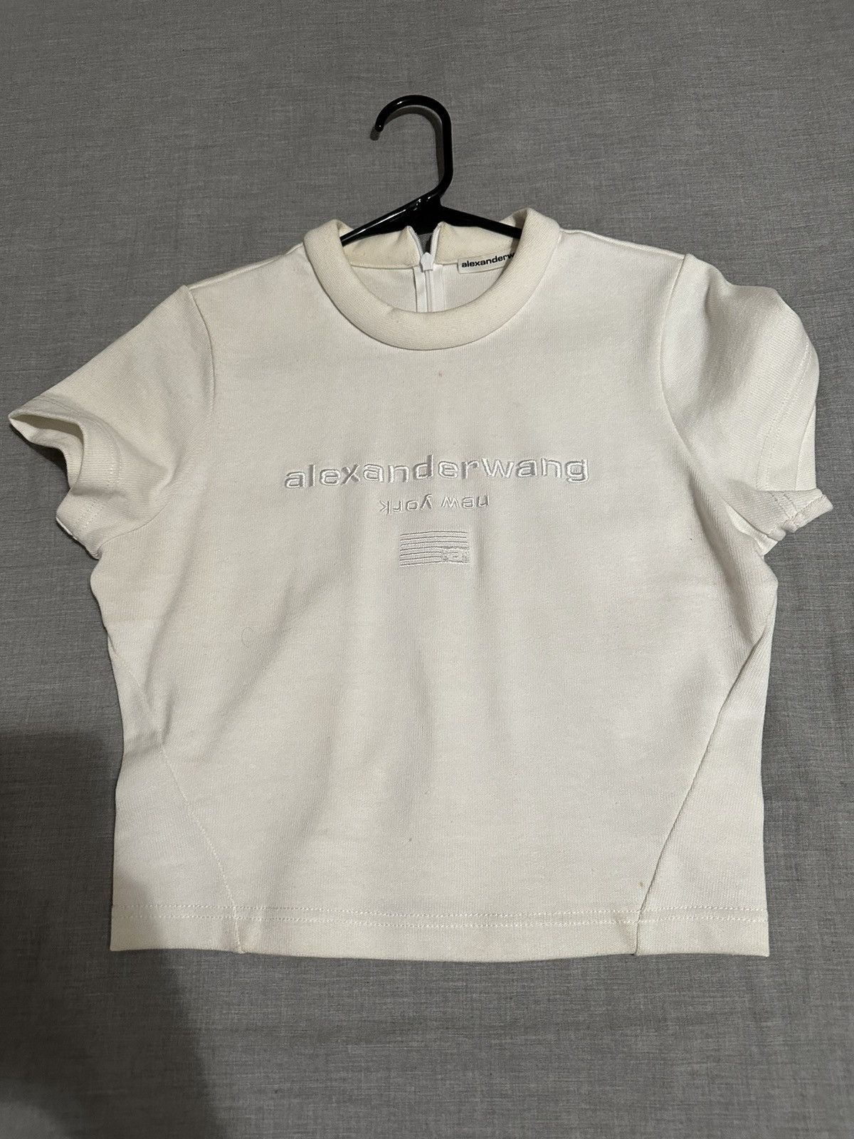 image of Cream Alexander Wang Crop Tee in White, Women's (Size Medium)