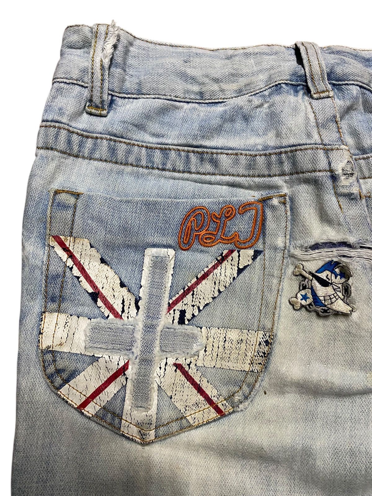 Vintage Love Latte Light Wash Embroidered Cross Slim Jeans