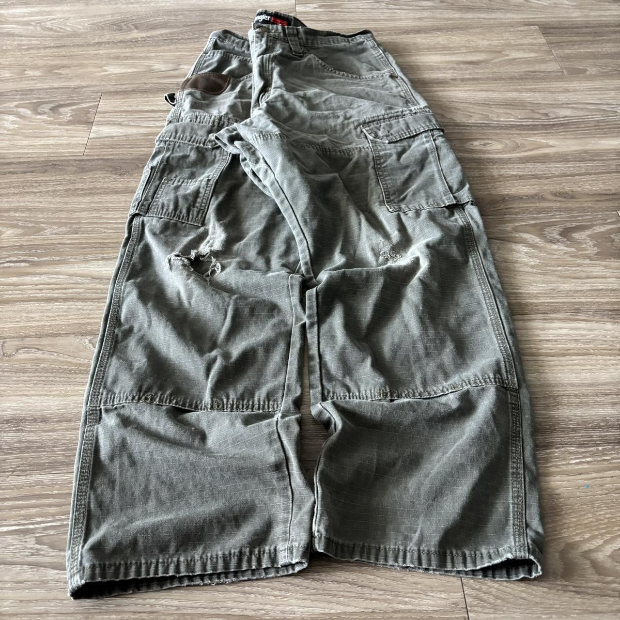 Vintage Crazy Vintage Y2K/2000s Khaki Green Workwear Skater Style Cargo Pants! 34x30 Size US 34 / EU 50 - 3 Thumbnail