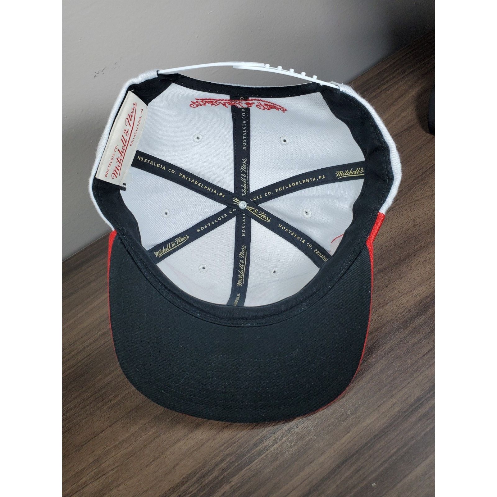 Mitchell & Ness × NBA Chicago Bulls Double Sharktooth Hat Snapback Cap Basketball Size ONE SIZE - 9 Thumbnail