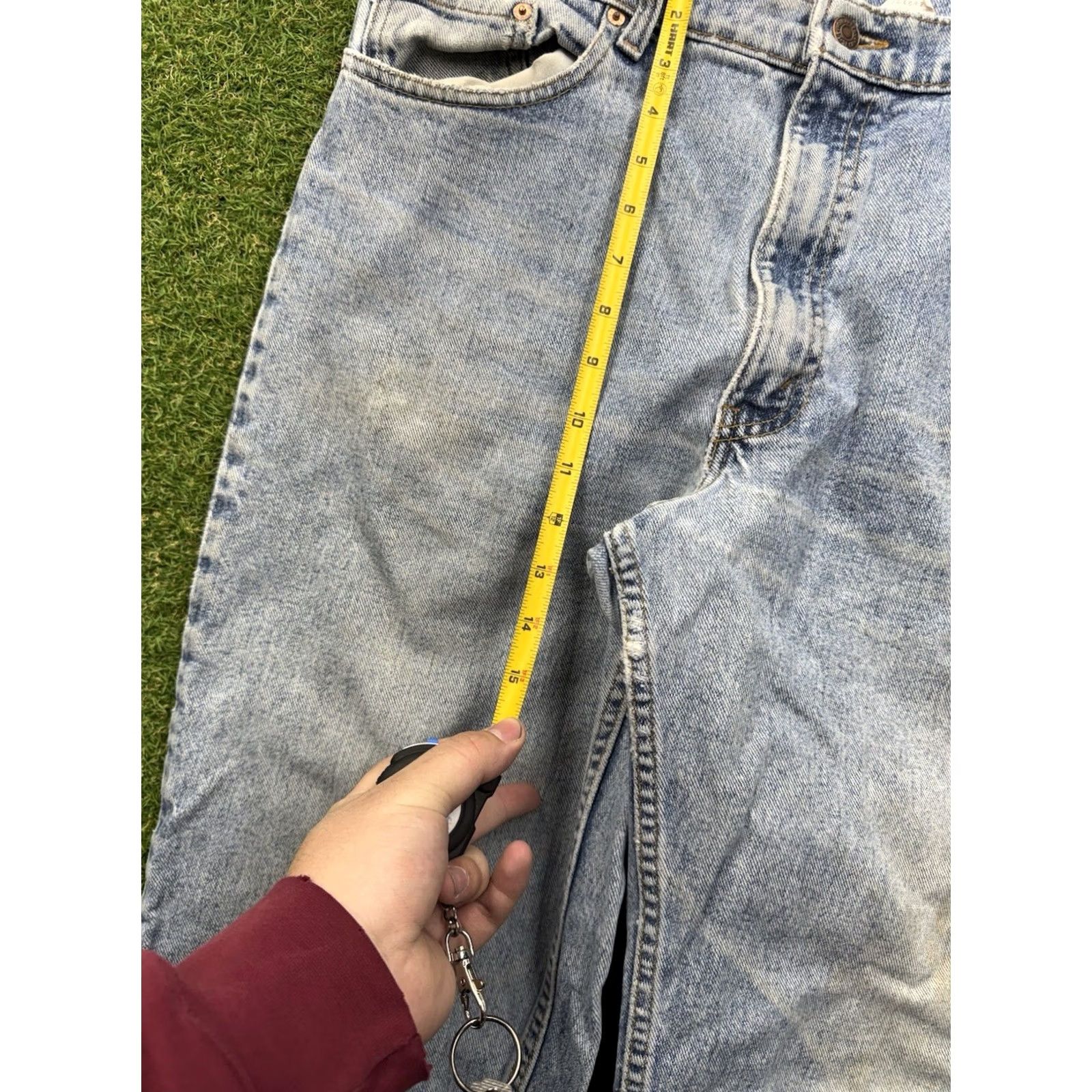 Levi's VINTAGE Levi's 550 Jeans Mens 36x34 Blue Denim Relaxed Tapered 90s USA Made in USA 90s Size US 36 / EU 52 - 7 Thumbnail