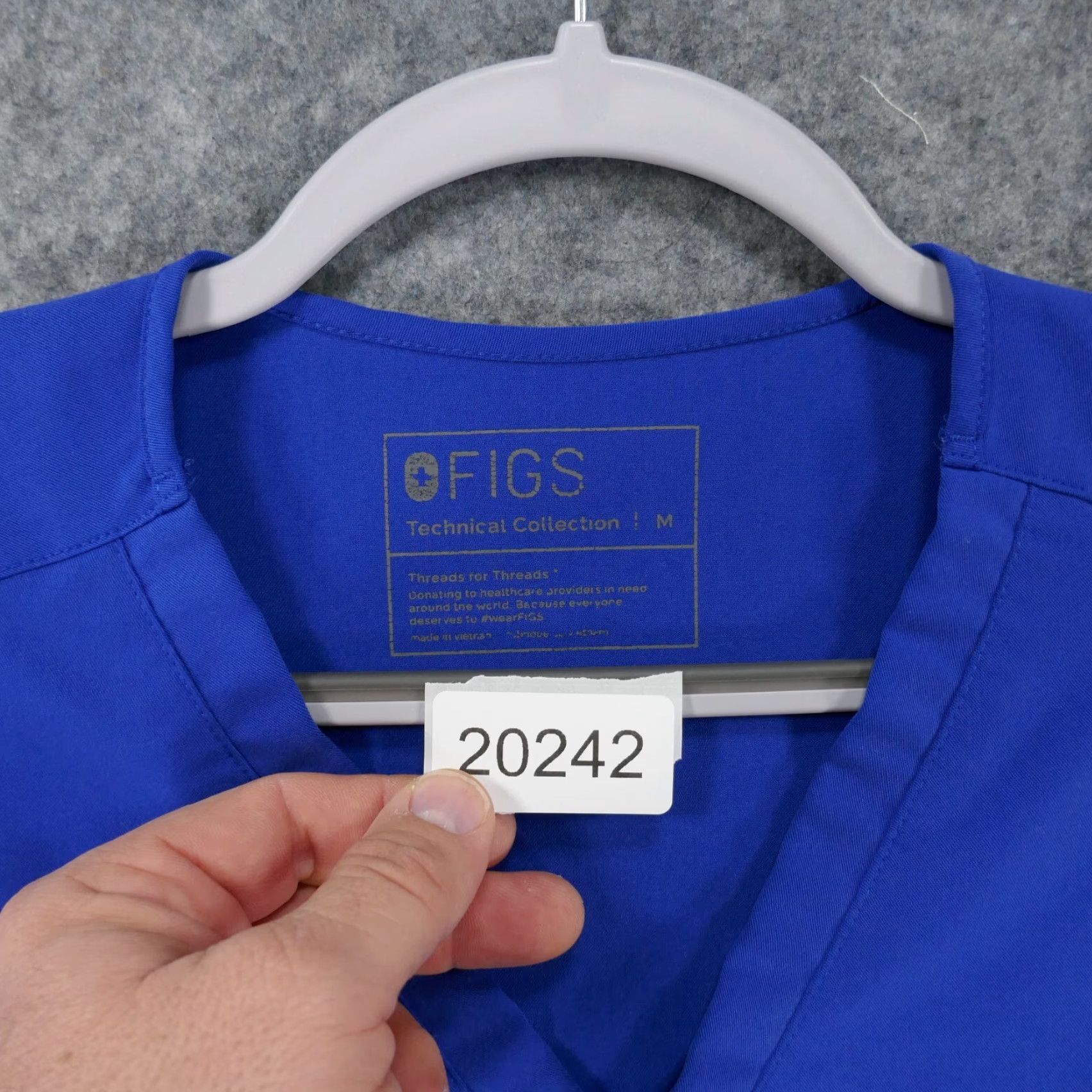 Vintage Figs Scrub Top Womens Medium Short Sleeve Blue w Pockets Size M / US 6-8 / IT 42-44 - 7 Thumbnail