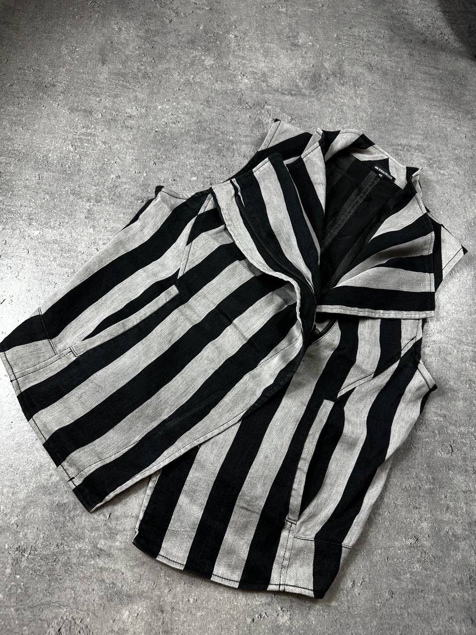 Ann Demeulemeester RARE Ann Demeulemeester SS17 “I AM RED WITH LOVE” Sheer Vest Size M / US 6-8 / IT 42-44 - 5 Thumbnail