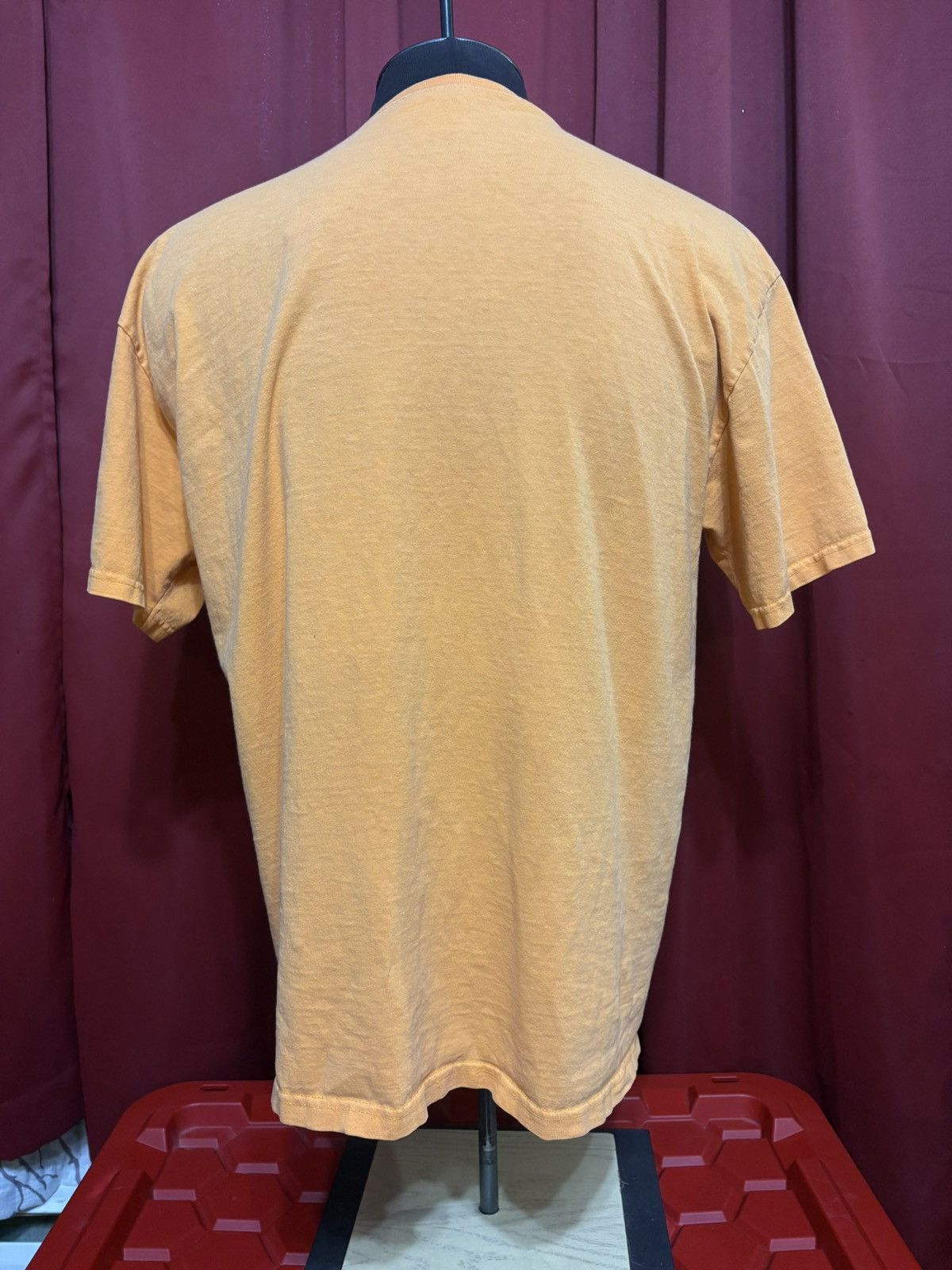 Nike Vintage Nike Swoosh Tshirt 90’s Peachy Orange Black Swoosh Size US L / EU 52-54 / 3 - 5 Thumbnail