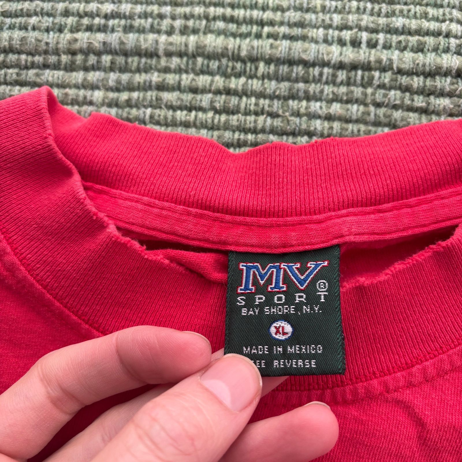 Vintage Vintage red Wisconsin distressed MV Sport tee shirt size XL Size US XL / EU 56 / 4 - 3 Thumbnail