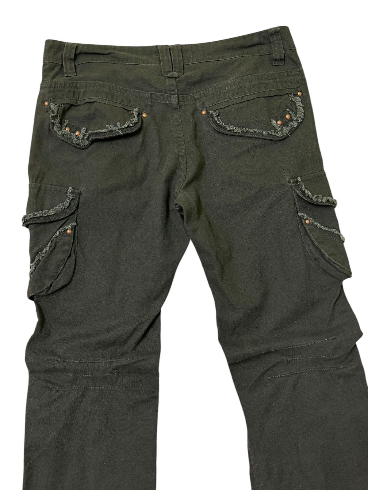 Japanese Brand Vintage Flare Oilcake Bondage Studded Pocket Cargo Pant Size US 33 - 11 Thumbnail