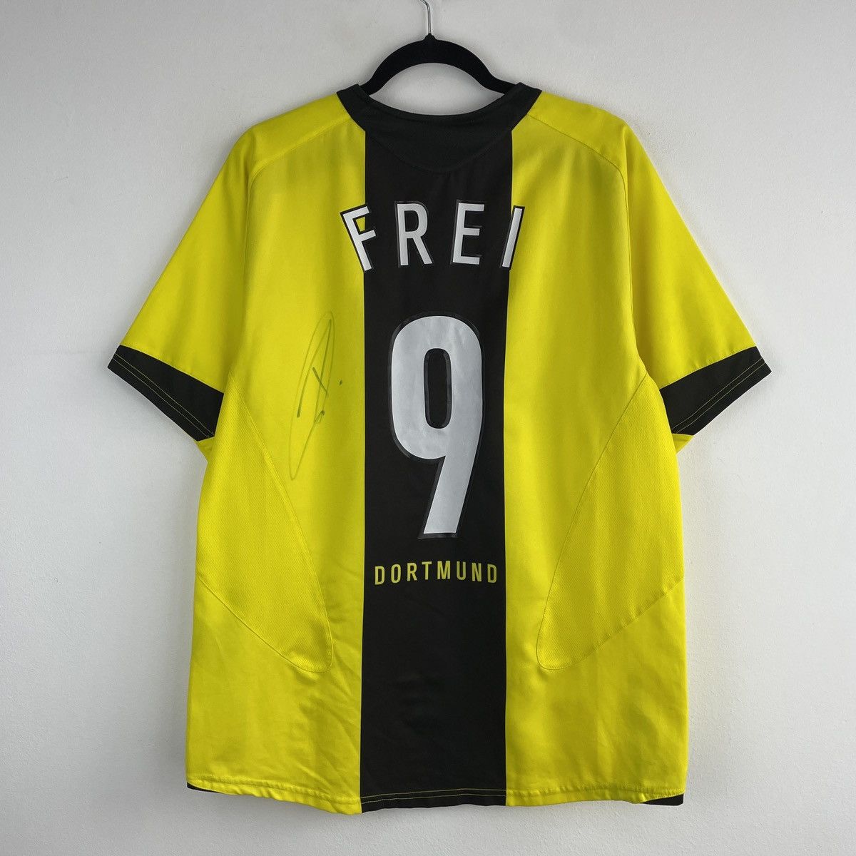 Nike Vintage Borussia Dortmund Alexander Frei Home Jersey 2006 Size US M / EU 48-50 / 2 - 1 Thumbnail