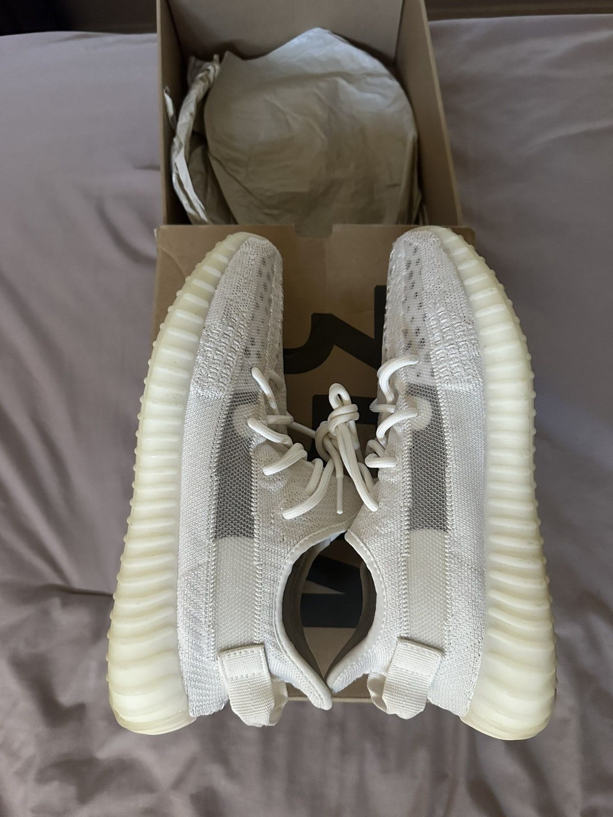 Yeezy Adidas Yeezy Boost 350 V2 Size US 10 / EU 43 - 6 Thumbnail
